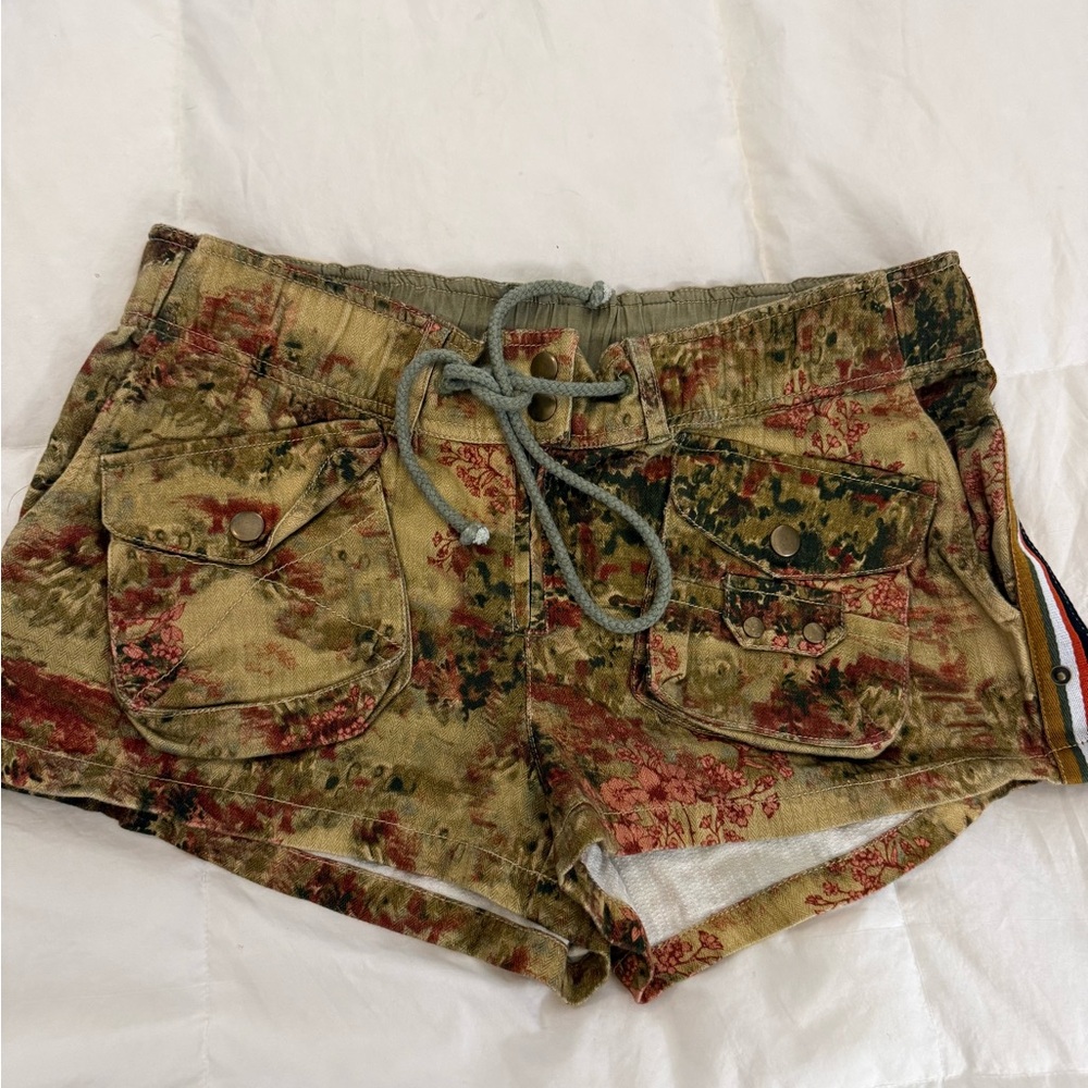 Free People Waima slouch  Olive Floral Cargo Shorts with Rust Accents